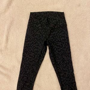 Lululemon Wunder Under Camo Leggings - Size 6
